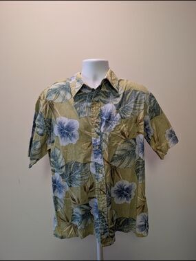 Men's Green Floral Short-Sleeve Button-Down Shirt
